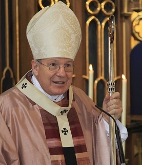 Kardinal Schönborn beim Gründungsgottesdienst